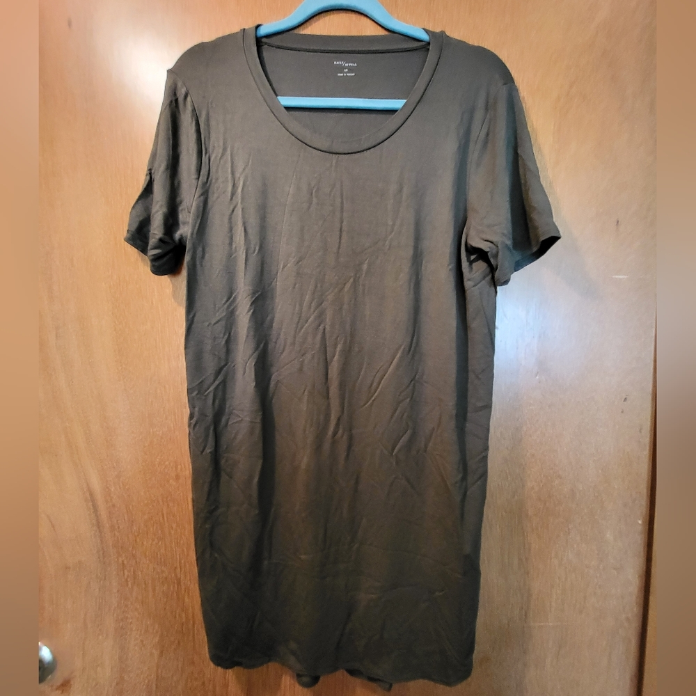 Short sleeve tee